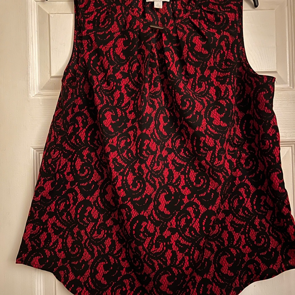 New York & Company Black and Red Swirl Blouse